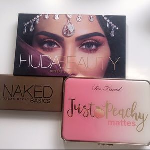 Eye shadow palette bundle